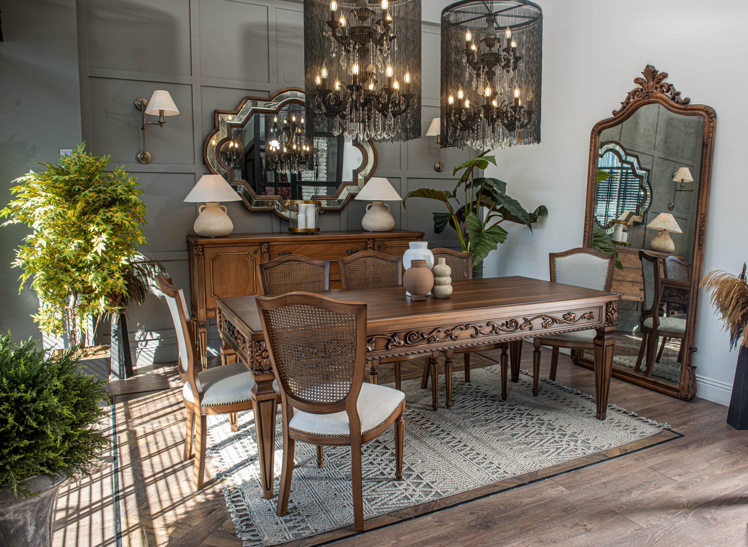 LIZZ YEMEK ODASI TAKIMI